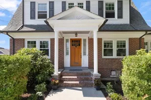 41 Wannamoisett Rd, East Providence, RI 02914 - Photo 1
