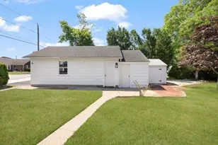 41 Wannamoisett Rd, East Providence, RI 02914 - Photo 48