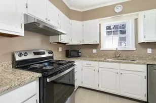 41 Wannamoisett Rd, East Providence, RI 02914 - Photo 6