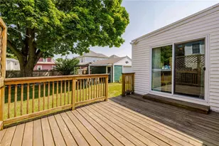 156 Harris St, Pawtucket, RI 02861 - Photo 4