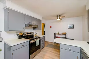 156 Harris St, Pawtucket, RI 02861 - Photo 10
