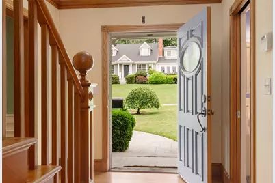 19 Ledge Road, Bristol, RI 02809 - Photo 6