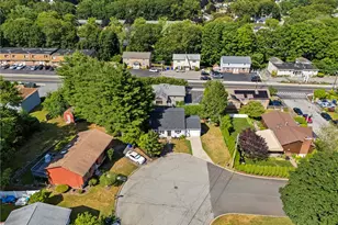 3 Marigold Cir, North Providence, RI 02904 - Photo 38