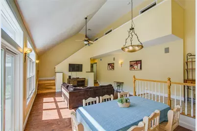 43 Inez Street, Narragansett, RI 02882 - Photo 18