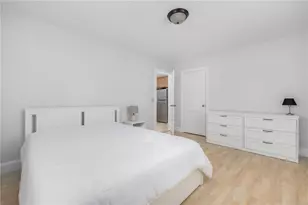 121 Bayview Ave, Bristol, RI 02809 - Photo 14