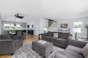 3 Oak St, Middletown, RI 02842 - Photo 16