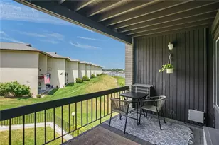 400 Narragansett Pkwy, Warwick, RI 02888 - Photo 24