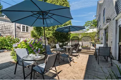 352 Spring Street, Newport, RI 02840 - Photo 26