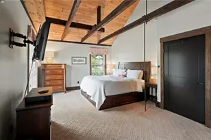 352 Spring St, Newport, RI 02840 - Photo 38