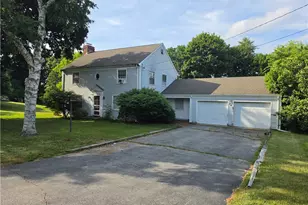 24 Hargraves Dr, Portsmouth, RI 02871 - Photo 1