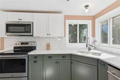 18 Lorraine Avenue, Coventry, RI 02816 - Photo 4