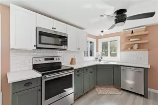 18 Lorraine Ave, Coventry, RI 02816 - Photo 4