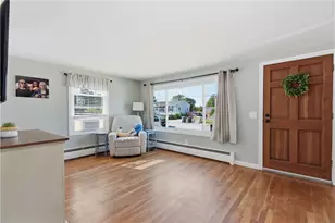 18 Lorraine Ave, Coventry, RI 02816 - Photo 8