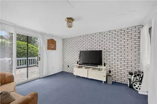 7 Englewood Rd, Coventry, RI 02816 - Photo 6