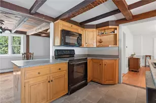 225 Scott Rd, Cumberland, RI 02864 - Photo 10