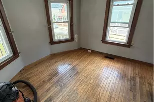 2 Prescott Pl, Newport, RI 02840 - Photo 16