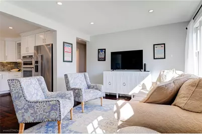 18 Sylvan Terrace, Newport, RI 02840 - Photo 6