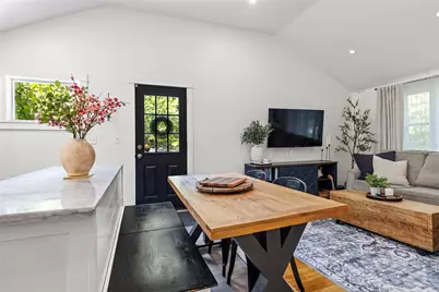 762 Waites Corner Road, South Kingstown, RI 02892 - Photo 6