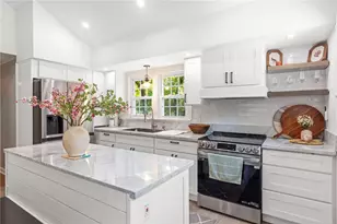 762 Waites Corner Rd, South Kingstown, RI 02892 - Photo 10