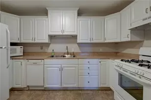 4430 Post Rd, Warwick, RI 02818 - Photo 14