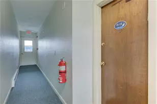 4430 Post Rd, Warwick, RI 02818 - Photo 4