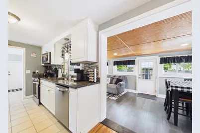 185 Vineyard Road, Warwick, RI 02889 - Photo 10