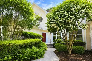 20 Sanctuary Dr, East Greenwich, RI 02818 - Photo 2