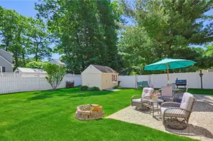 25 Hunter Dr, Cumberland, RI 02864 - Photo 30