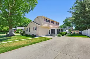 25 Hunter Dr, Cumberland, RI 02864 - Photo 36