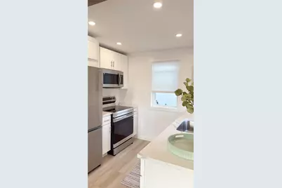 854 Matunuck Beach Road, South Kingstown, RI 02879 - Photo 10