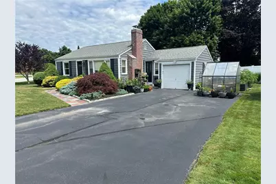 76 Poplar Drive, Cranston, RI 02920 - Photo 2