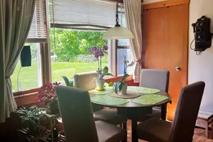 47 Sherman Ave, Bristol, RI 02809 - Photo 4