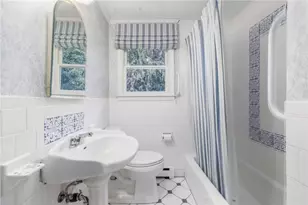 414 Beacon Ave, Jamestown, RI 02835 - Photo 18
