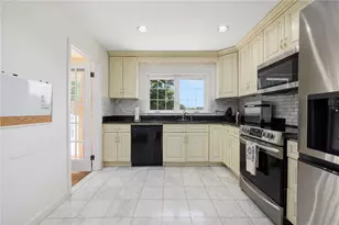 223 Corey Ln, Middletown, RI 02842 - Photo 12