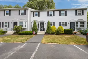 205 Woodhaven Ct, Cranston, RI 02920 - Photo 1