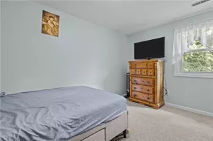 205 Woodhaven Ct, Cranston, RI 02920 - Photo 18