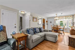 205 Woodhaven Ct, Cranston, RI 02920 - Photo 6
