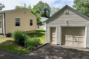 71 Roland St, Cumberland, RI 02864 - Photo 8