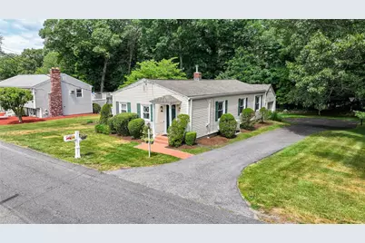 71 Roland Street, Cumberland, RI 02864 - Photo 2
