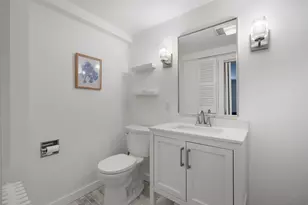22 Farewell St, Newport, RI 02840 - Photo 24