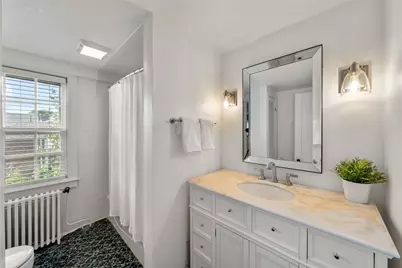 22 Farewell Street, Newport, RI 02840 - Photo 20