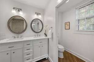 22 Farewell St, Newport, RI 02840 - Photo 12