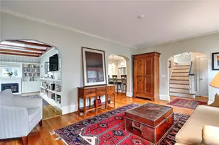 31 Clarendon Ave, Providence, RI 02906 - Photo 12
