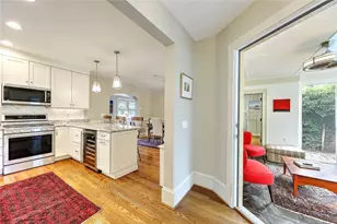31 Clarendon Ave, Providence, RI 02906 - Photo 26