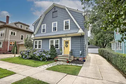 31 Clarendon Avenue, Providence, RI 02906 - Photo 2