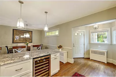 31 Clarendon Avenue, Providence, RI 02906 - Photo 24