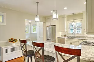 31 Clarendon Ave, Providence, RI 02906 - Photo 20