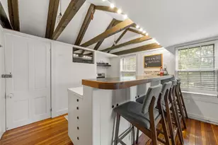 22 Farewell St, Newport, RI 02840 - Photo 14
