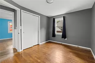 142 Adrian St, Warwick, RI 02886 - Photo 12