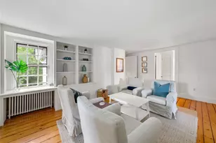 22 Farewell St, Newport, RI 02840 - Photo 4